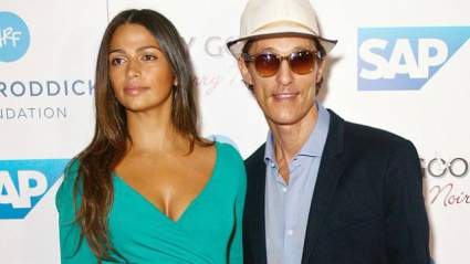 Matthew McConaughey y la esposa Camila Alves Bienvenido nueve libras hijo