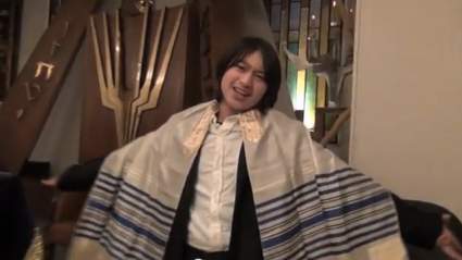 Toronto Boy’s Musical Bar Mitzvah Invitar Goes Viral