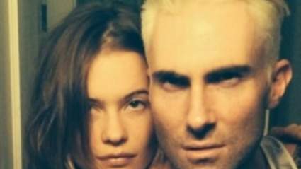 PHOTO: Adam Levine blanquea su cabeza