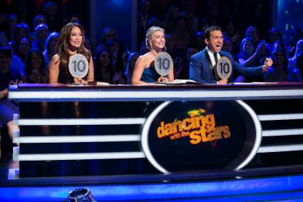 Alexa PenaVega se eliminó en el baile con las estrellas esta noche