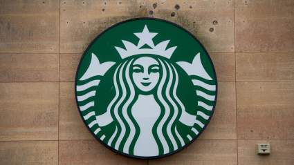 ¿Está Starbucks abierto o cerrado el 4 de julio de 2021?