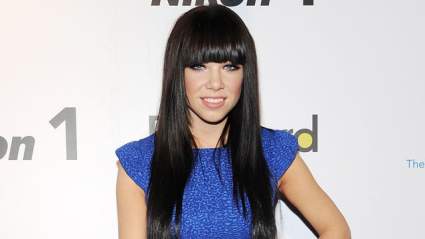 Carly Rae Jepsen Quits Boy Scout Concert Over Anti-Gay Policy