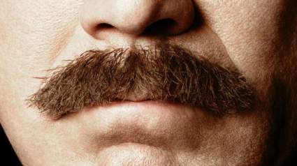 El equipo de noticias del Canal 4 está de vuelta con el “Anchorman 2” Trailer oficial!