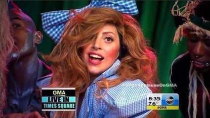 WATCH: Lady Gaga realiza una buena mañana América 9/9/13