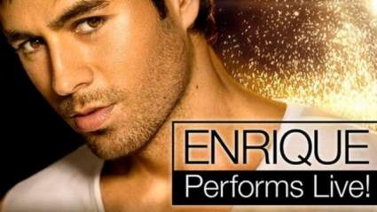 WATCH: Enrique Iglesias realiza “Ataque de corazón” en el baile con el final de estrellas