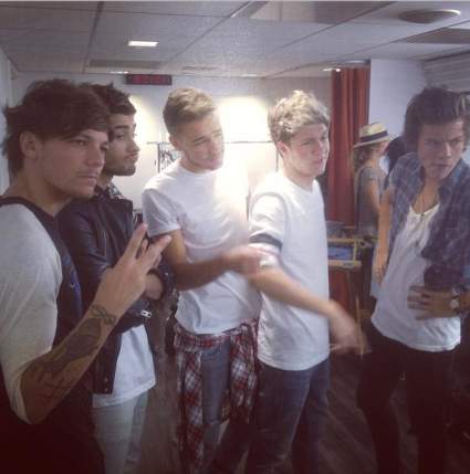 WATCH: One Direction Live on Today Show Drawing Largest Crowd [VIDEO]
