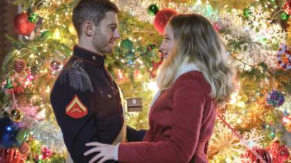 ¿Dónde fue filmado ‘Una Navidad de las Reinas Reales’? Cast Stories, Songs & Locations