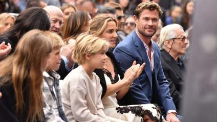 Son Shines de Hemsworth en la primera carrera de Motocross