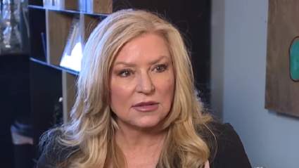 La muerte de la hermana Cindi Vickers de Debra Newell por el hermano de Newell