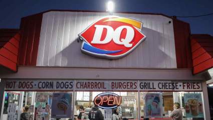 ¿Está abierta la reina láctea en Acción de Gracias 2021? Horas " Especiales