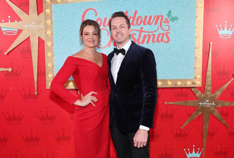 Kimberley Sustad, Paul Campbell