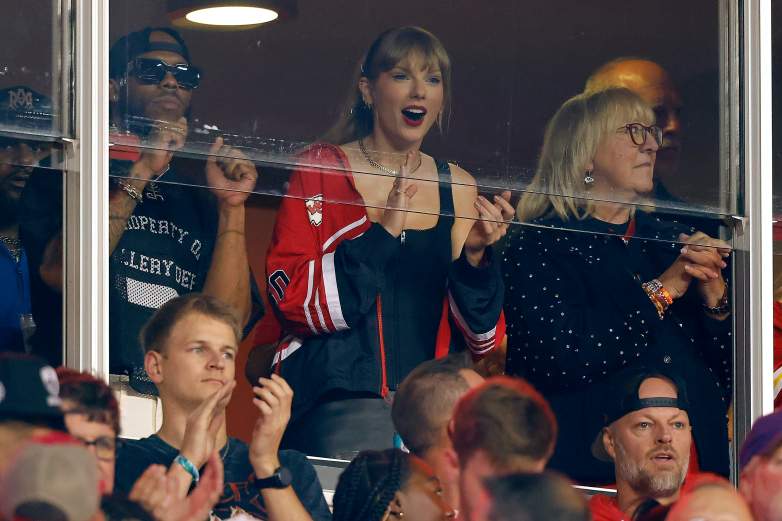 Taylor Swift, Donna Kelce