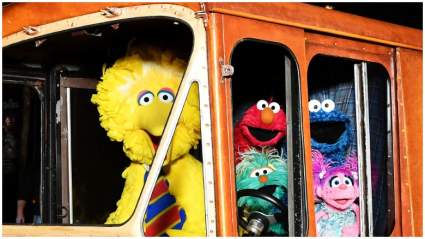 WATCH: DoorDash Super Bowl Ad Con Daveed Diggs en ‘Sesame Street ’