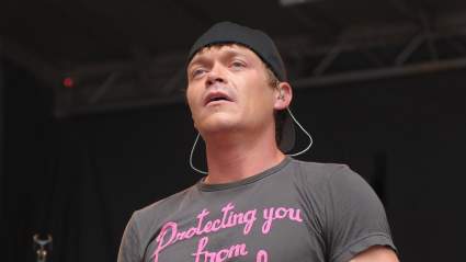 3 puertas abajo Singer Brad Arnold Permanece latón después del cáncer de estadio 4 Diagnosis: “Esto será una batalla”