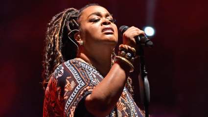 Jill Scott: “La gente se queda muy sola después de mis shows”