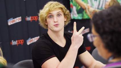 ¿Está Logan Paul saliendo con alguien? ¿Tiene una novia?