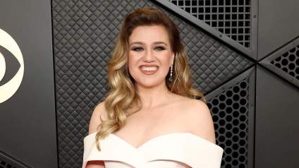 Kelly Clarkson comparte ‘Honest’ consejo de crianza