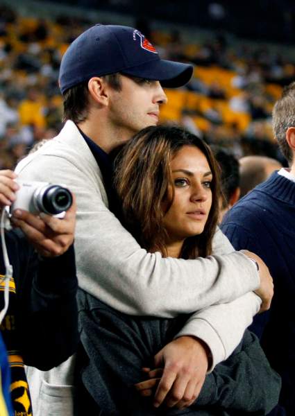 Mila Kunis está embarazada: Baby Bump Alert