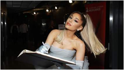 Las cataratas de la bruja de Ariana Grande se apagan durante la presentación de la charla