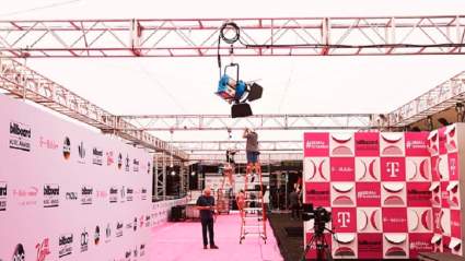 Billboard Music Awards Red Carpet Live Stream 2017 & E! Red Carpet Show