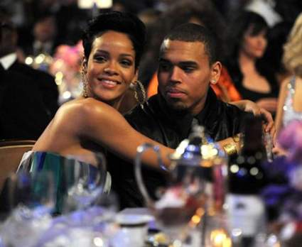 Rihanna y Chris Brown Plotting Secret New Year’s Wedding?