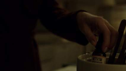 ‘Casa de las cartas’ Spoilers: ¿Qué le dio Claire Underwood a Tom Yates?